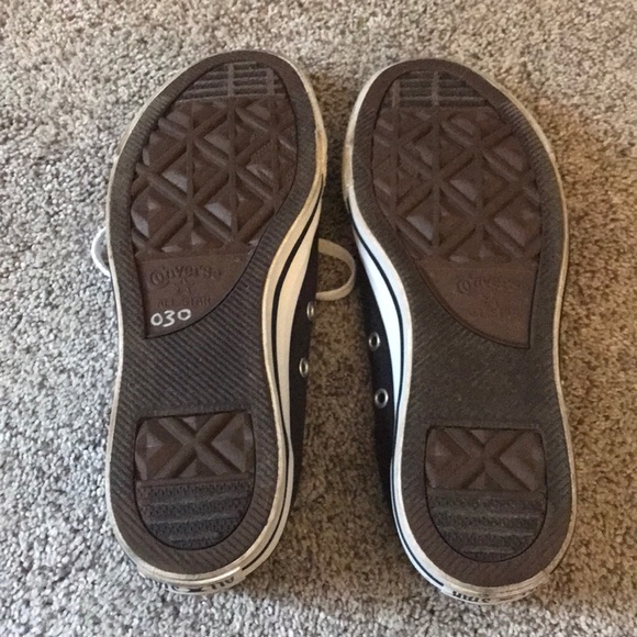 Converse Shoes - Picture 3 of 4